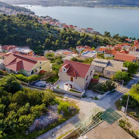 Family-friendly With Swimming Pool Mastrinka, Ciovo - 22372 * Trogir