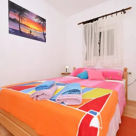 Family-friendly With Swimming Pool Mastrinka, Ciovo - 22372 Apartmán Trogir