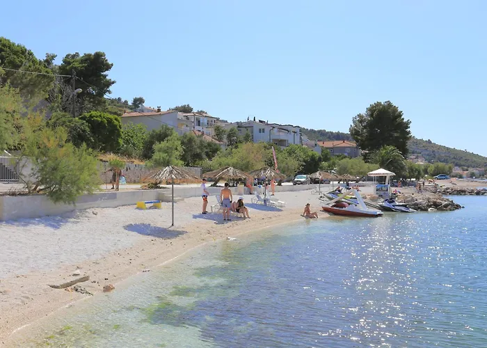 Family-friendly With Swimming Pool Mastrinka, Ciovo - 22372 *