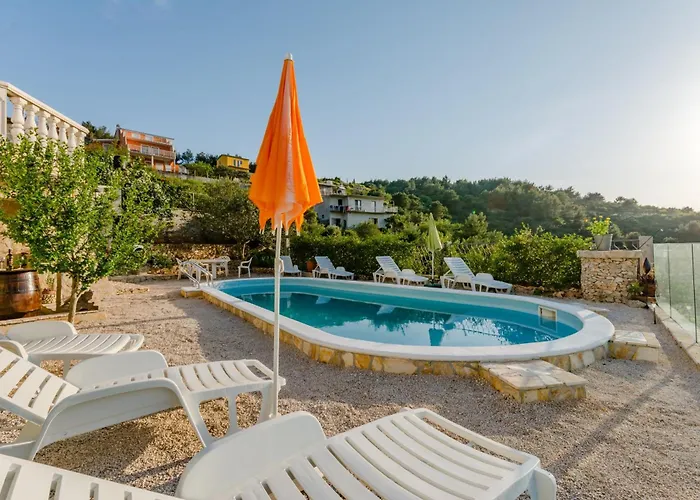 Family-friendly With Swimming Pool Mastrinka, Ciovo - 22372