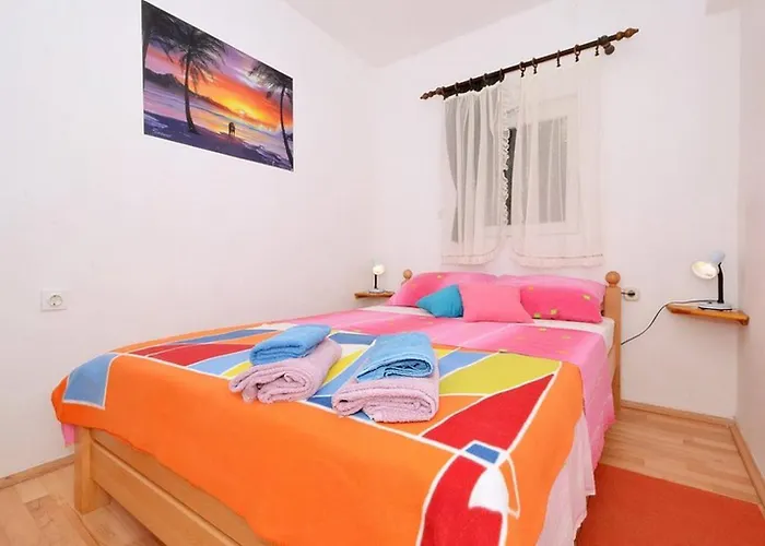 Family-friendly With Swimming Pool Mastrinka, Ciovo - 22372 Διαμέρισμα Τρογκίρ