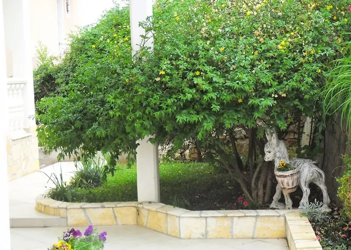 Διαμέρισμα Family-friendly With Swimming Pool Mastrinka, Ciovo - 22372 Τρογκίρ