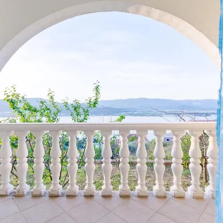 Family-friendly With Swimming Pool Mastrinka, Ciovo - 22372 * Τρογκίρ