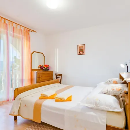 Family-friendly With Swimming Pool Mastrinka, Ciovo - 22372